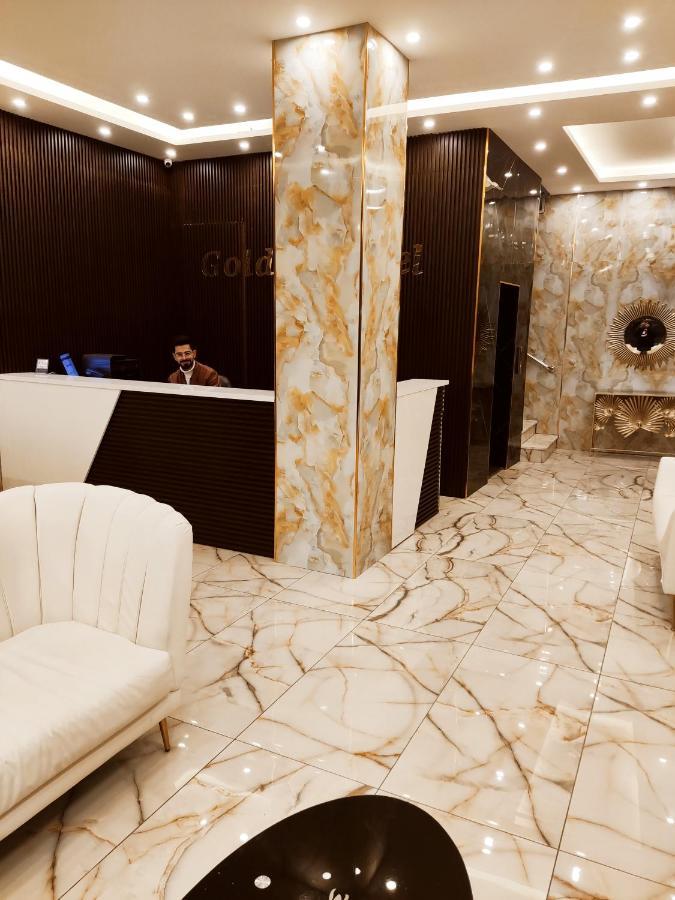 Golden Hotel Аман Екстериор снимка