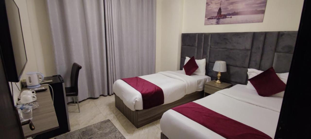 Golden Hotel Аман Екстериор снимка
